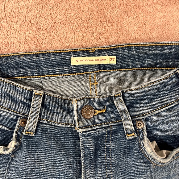 Blue Levis vintage high rise skinny jeans - Picture 3 of 4